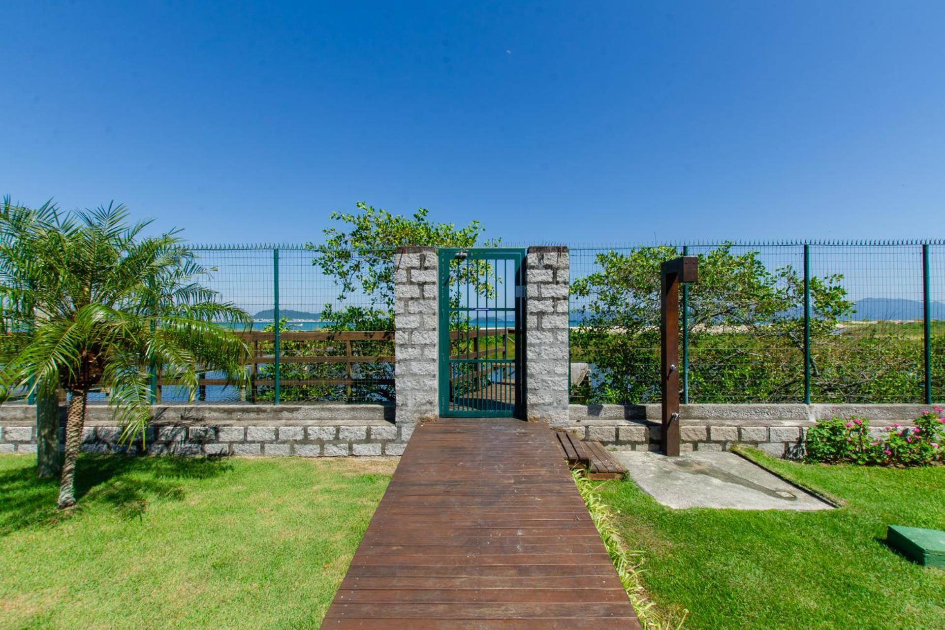 Apto Pe Na Areia Em Condominio Com Piscina N1298 Флорианополис Экстерьер фото